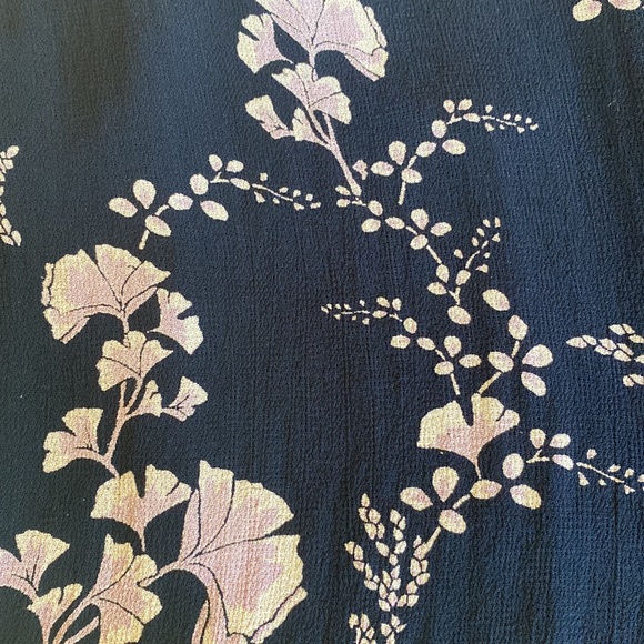 Feminine Part Two Blue/Pink Floral Top w/ Tiered Long Sleeves - Size 12 (42 EU) - Picture 6 of 11